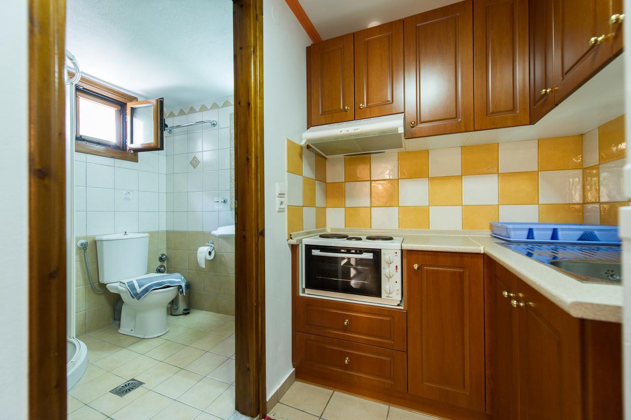 Alexandros Apartment Parga