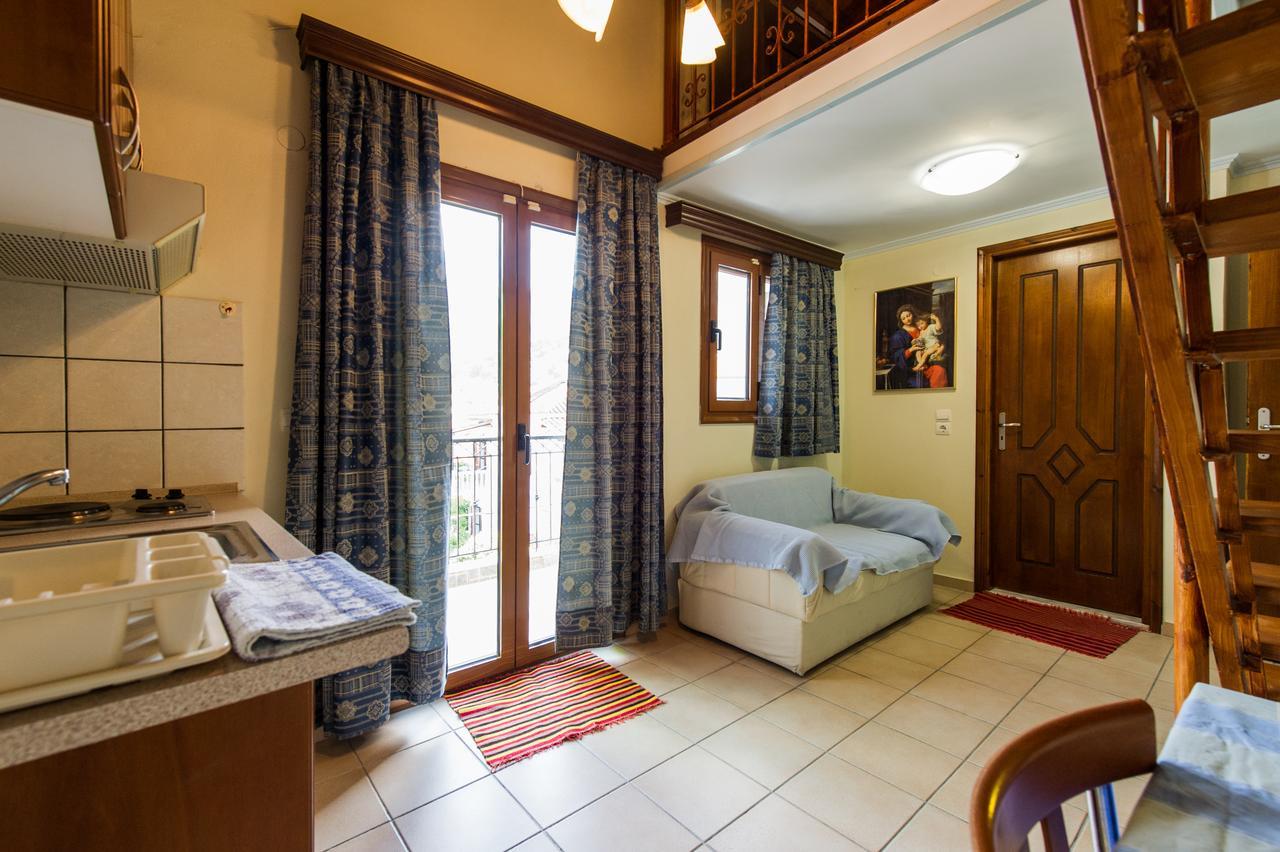 Apartment Alexandros *